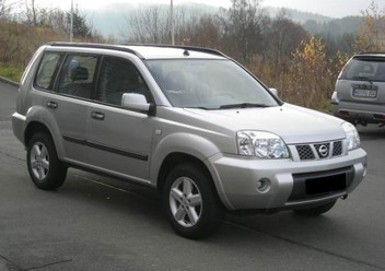 Emblemat Nissan X-Trail I FL